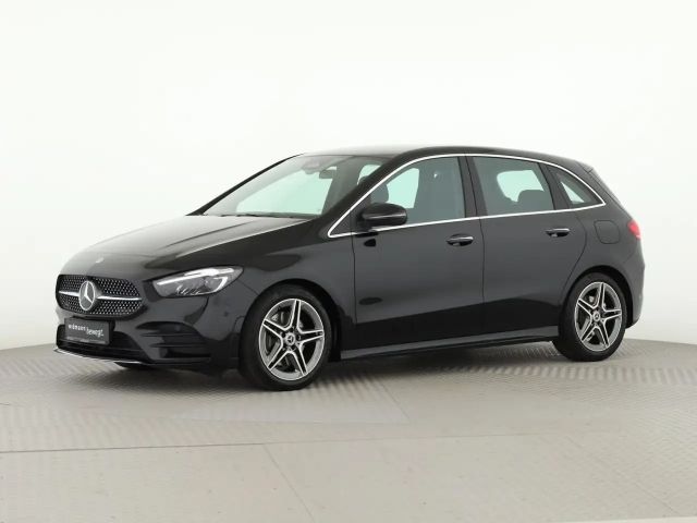 Mercedes-Benz B 220 AMG Line B 220 d