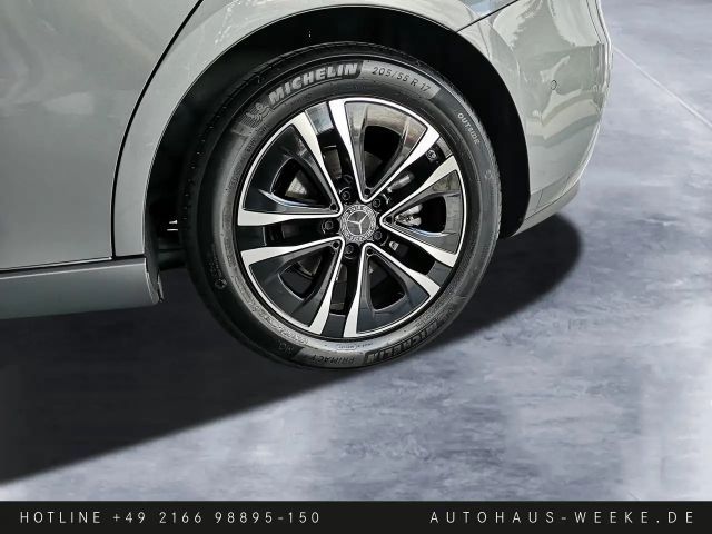 Mercedes-Benz B 180 Progressive Sedan