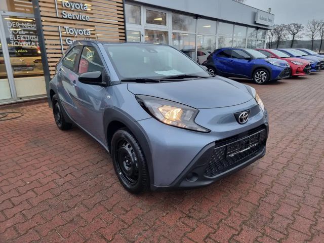 Toyota Aygo X 1.0 VVT-i Business