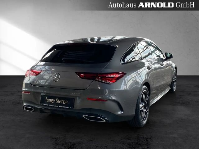 Mercedes-Benz CLA 200 AMG Line Shooting Brake