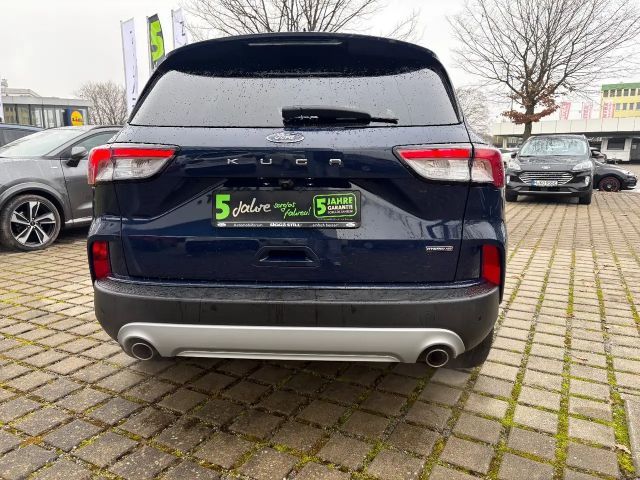 Ford Kuga 4x4 AWD Hybrid Titanium