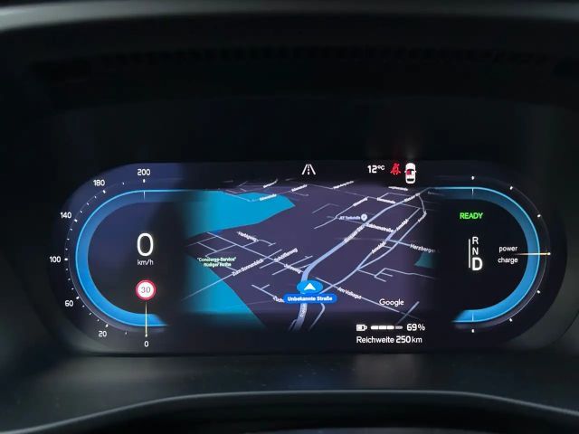 Volvo C40 Core Recharge