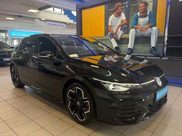 Volkswagen Golf 1.5 TSI DSG