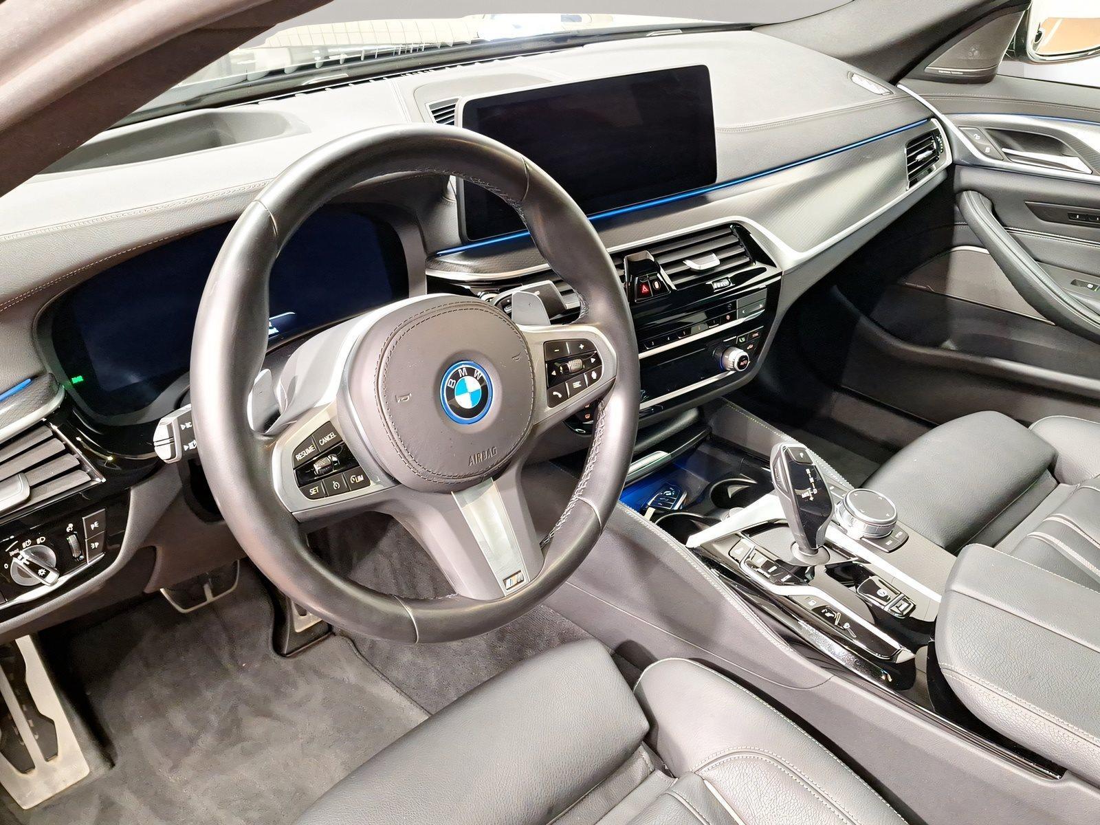 BMW 545 545e Sedan xDrive