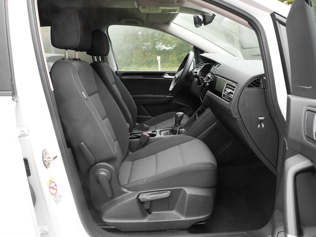 Volkswagen Touran DSG IQ.Drive R-Line