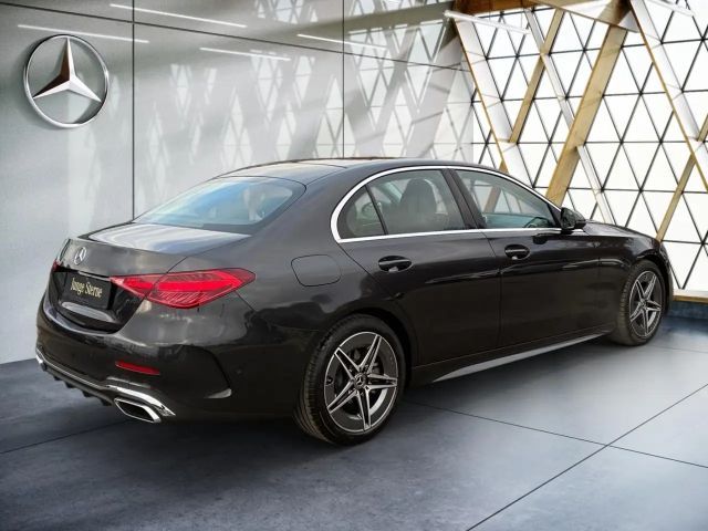 Mercedes-Benz C 180 AMG Line Sedan