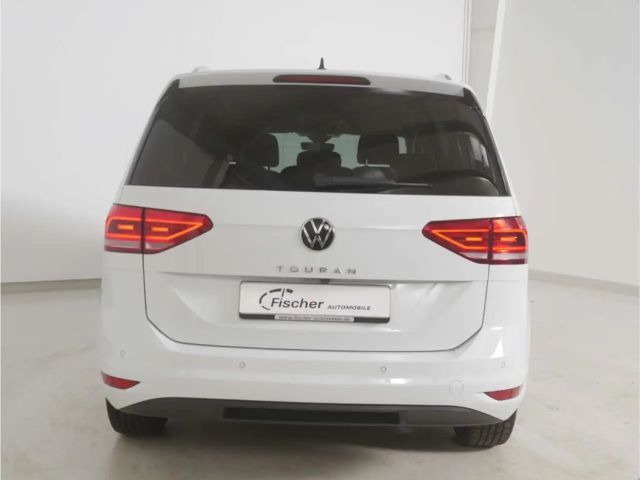 Volkswagen Touran 1.5 TSI DSG