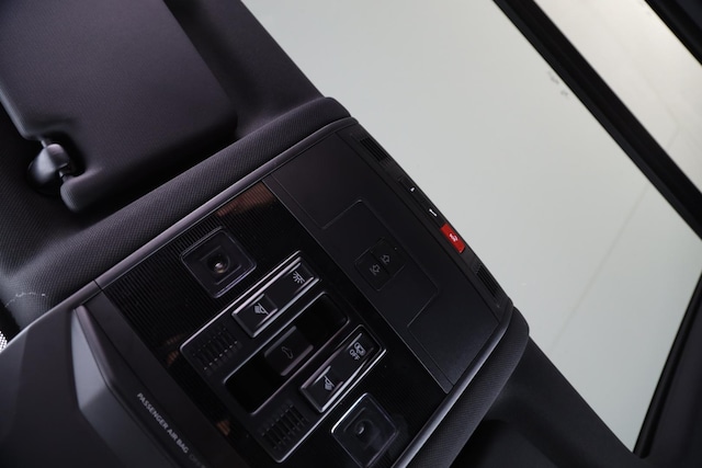 Volkswagen T-Roc 1.5 TSI DSG R-Line