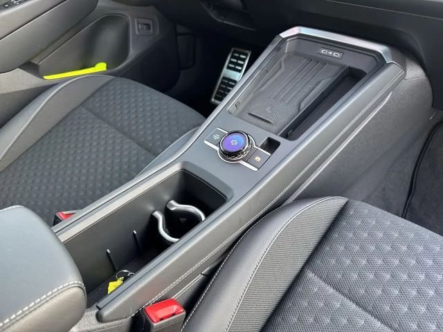 Volkswagen T-Roc 1.5 eTSI R-Line