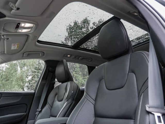 Volvo XC60 AWD Dark Ultra