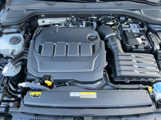 Volkswagen Golf 2.0 TDI DSG Golf VIII Variant