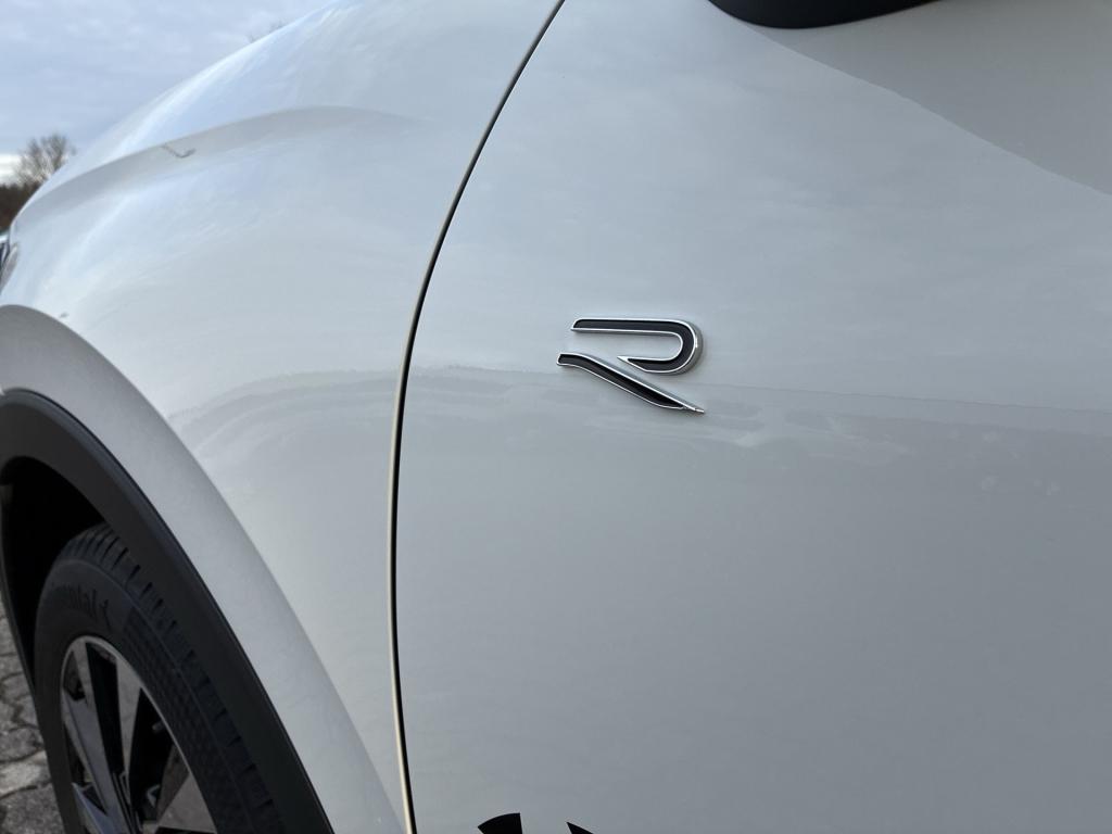 Volkswagen T-Roc 1.5 eTSI DSG IQ.Drive R-Line