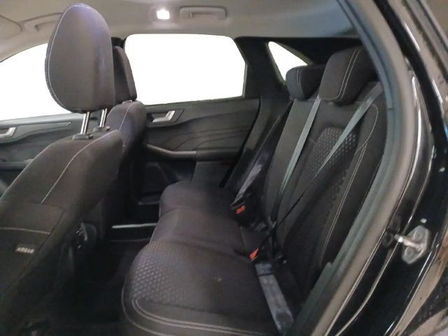 Ford Kuga Hybrid Titanium