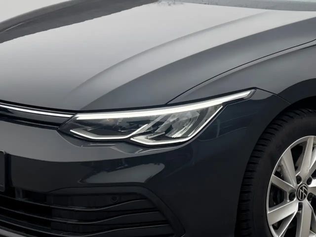 Volkswagen Golf Life Variant