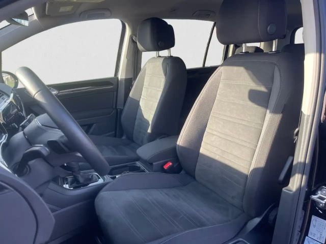 Volkswagen Touran DSG Highline