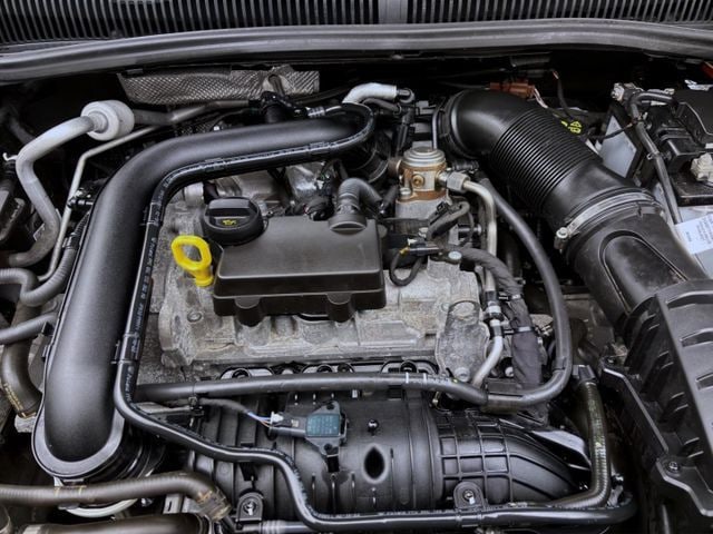 Volkswagen Taigo 1.0 TSI DSG IQ.Drive R-Line