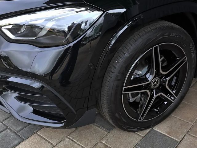 Mercedes-Benz GLA 200 AMG Line