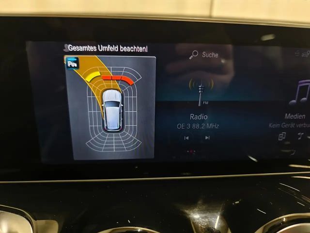 Mercedes-Benz GLB 200 4MATIC GLB 200 d