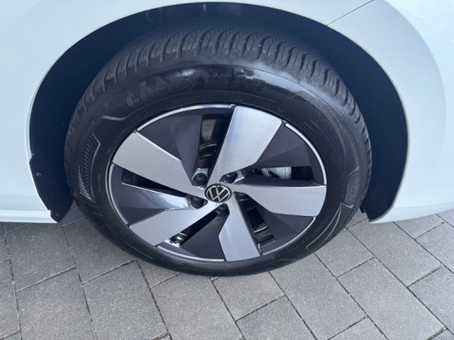 Volkswagen Passat 1.5 eTSI DSG IQ.Drive Variant