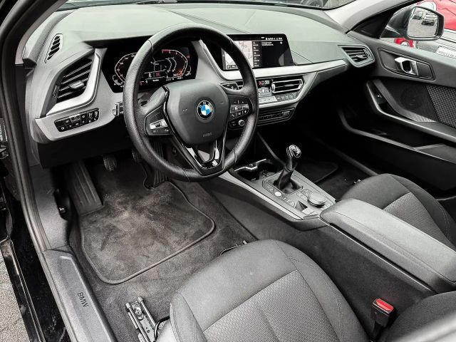 BMW 116 116i Advantage pakket Sedan