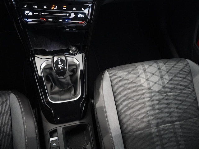 Volkswagen T-Roc R-Line Style