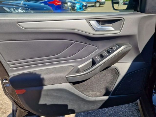 Ford Focus EcoBoost Style Titanium Wagon