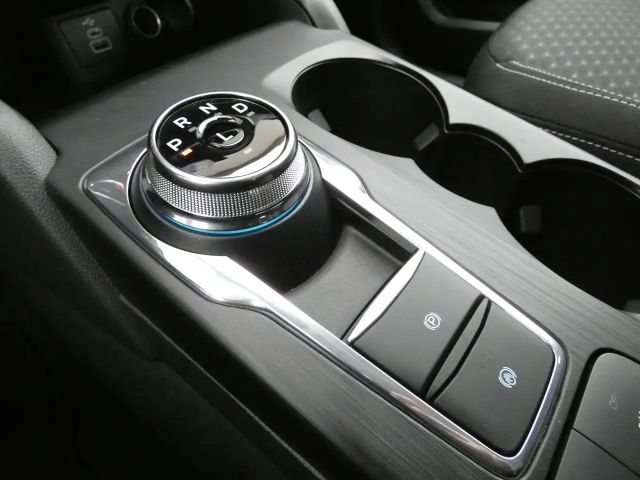 Ford Kuga Cool & Connect Hybrid