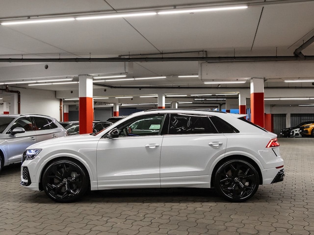 Audi RS Q8 Quattro