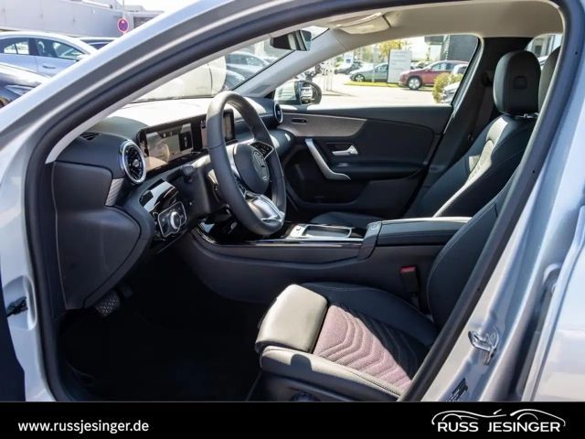 Mercedes-Benz A 180 A 180 d Progressive