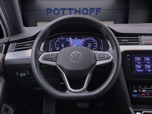 Volkswagen Passat Elegance