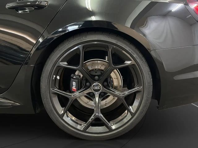 Audi RS4 Avant Competition