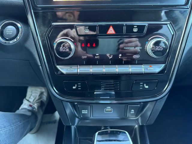 SsangYong Tivoli Sapphire