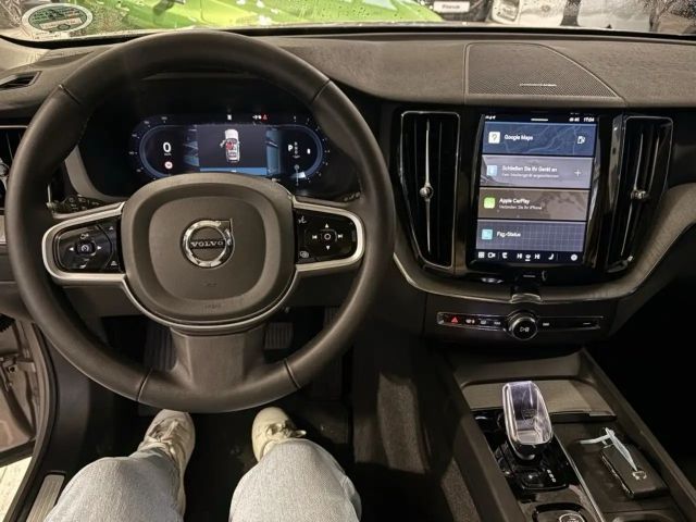 Volvo XC60 AWD Dark Plus