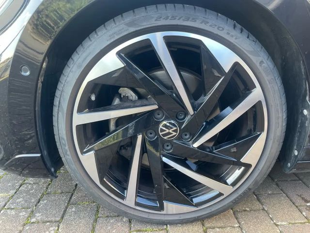 Volkswagen Arteon R-Line