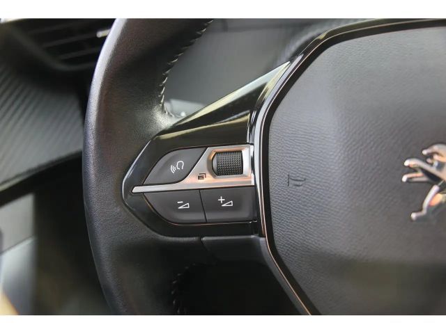 Peugeot E-2008 Allure Pack