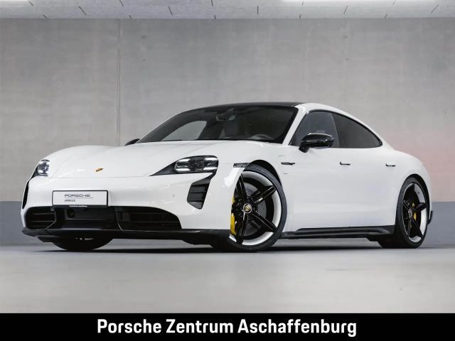 Porsche Taycan S Turbo