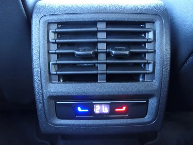 Volkswagen Golf Rabbit TSI