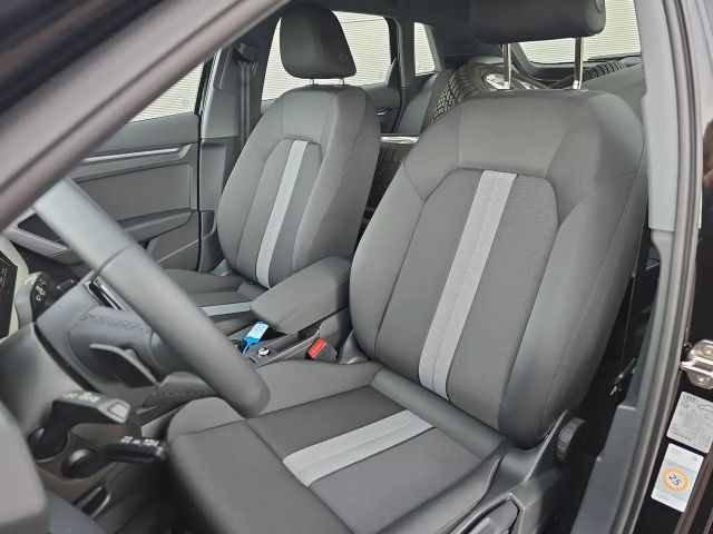 Audi A3 30 TFSI Sedan Sportback