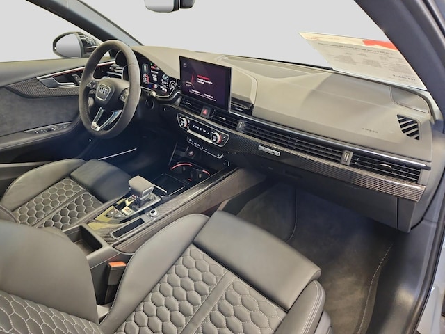 Audi RS4 Avant Quattro