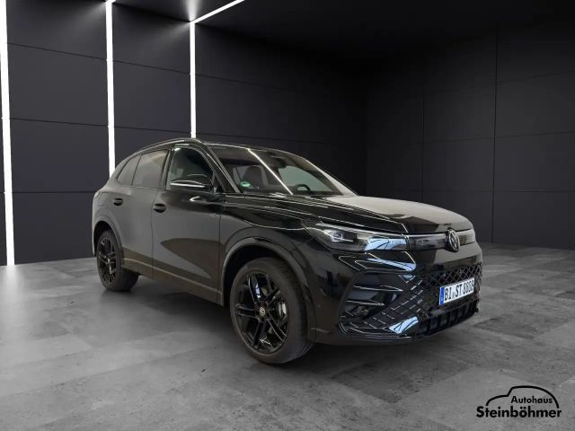 Volkswagen Tiguan DSG IQ.Drive R-Line