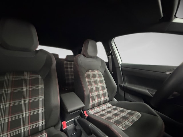 Volkswagen Polo 2.0 TSI DSG