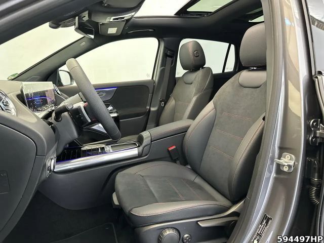 Mercedes-Benz GLA 200 AMG Line