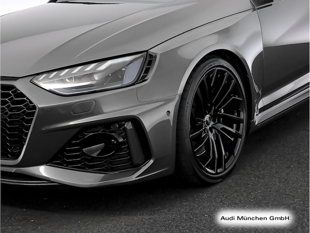 Audi RS4 Avant Quattro