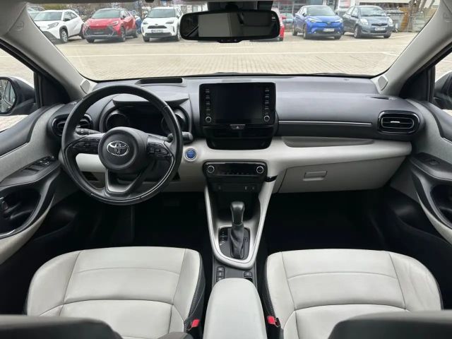 Toyota Yaris Hatchback Hybride VVT-i