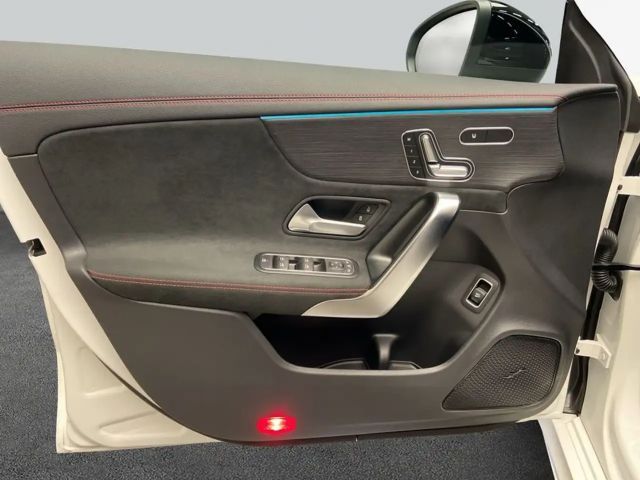 Mercedes-Benz CLA 180 CLA