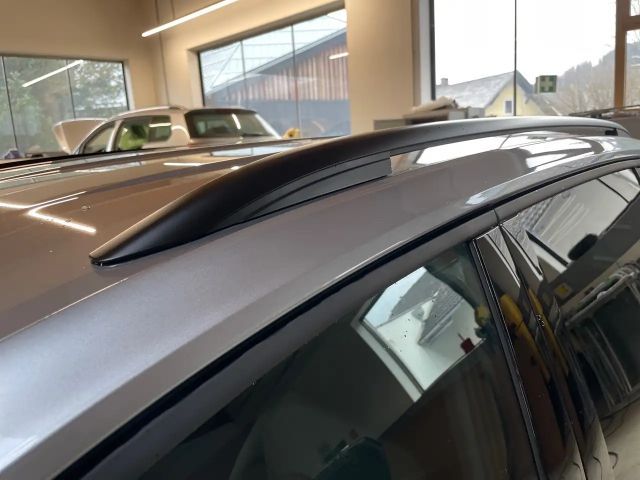 Volkswagen Tiguan 4Motion Allspace R-Line