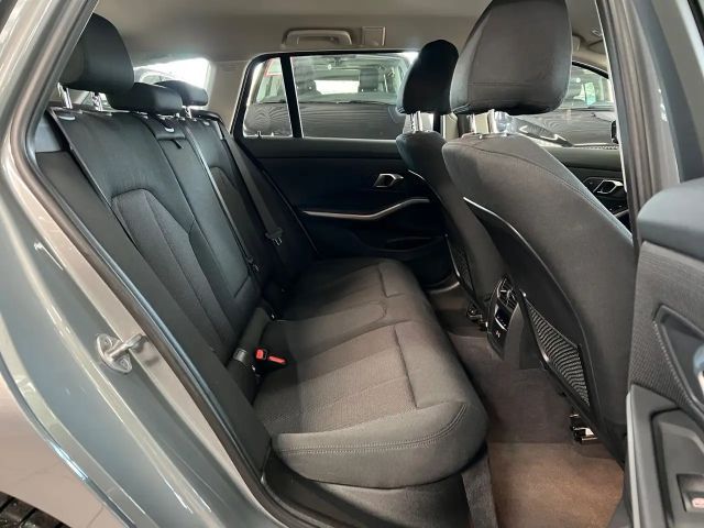 BMW 318 318d Touring