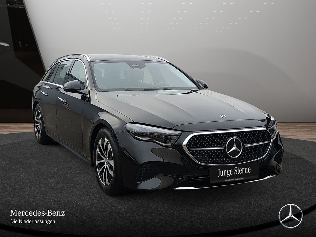 Mercedes-Benz E 220 AVANTGARDE E 220 d Estate