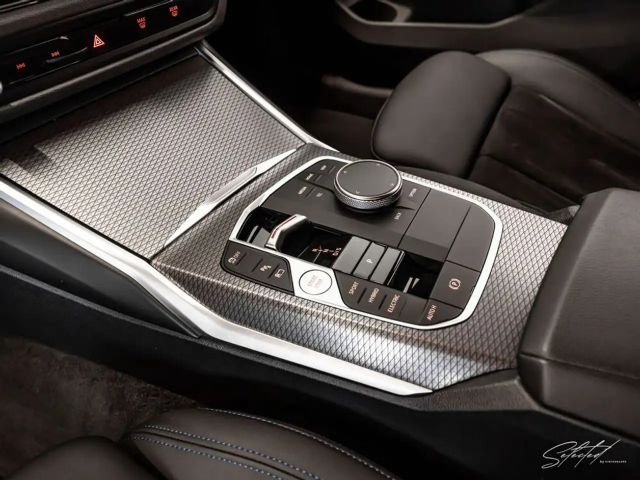 BMW 320 320e M-Sport xDrive