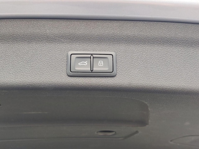 Audi A6 55 TFSI Avant Quattro S-Tronic Sport